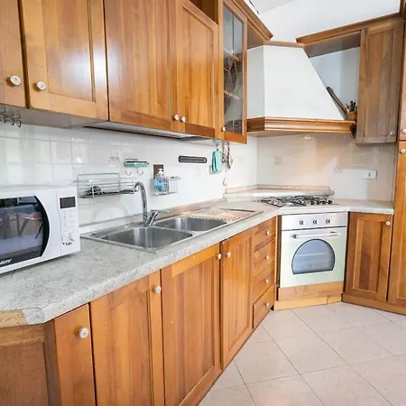 Apartment Ampio In Centro Wifi E 1 Posto Auto