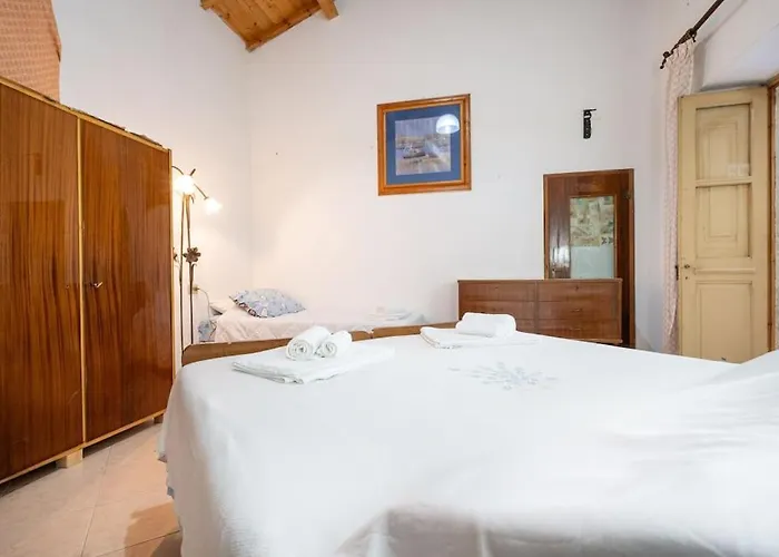 Ampio In Centro Wifi E 1 Posto Auto Apartmán